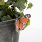 Cserépre akasztható lepke polyresin szobor, kültéri és beltéri dekorációs kiegészítő